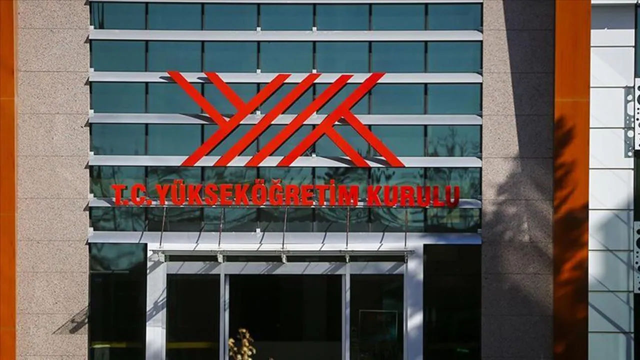 YÖK'ten vakıf üniversitelerine sert uyarı: Yüzde 25 zam sınırı aşılmayacak!